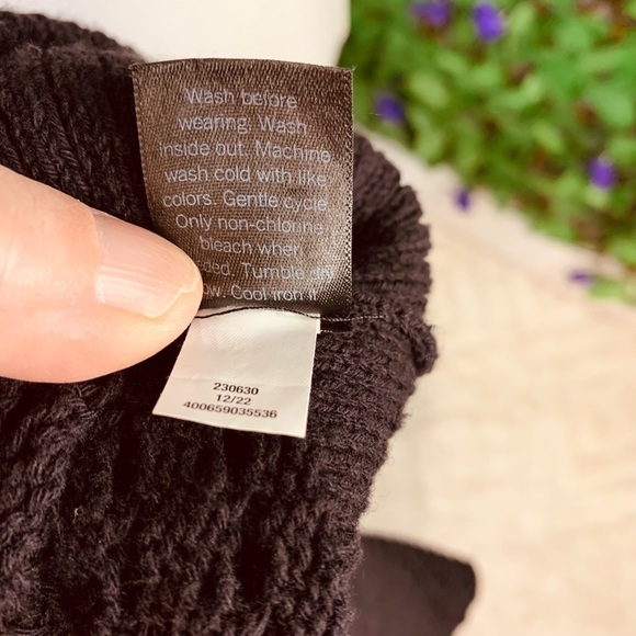 New Simply Vera Wang Women’s Medium Button Down Crotchet Black Cardigan NWT - Picture 12 of 12